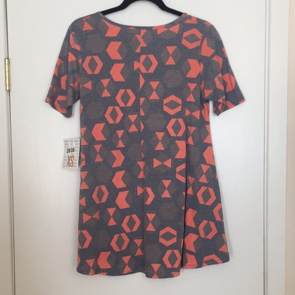 XS LuLaRoe Perfect T Shirt DD22 1579 - Picture 4 of 5
